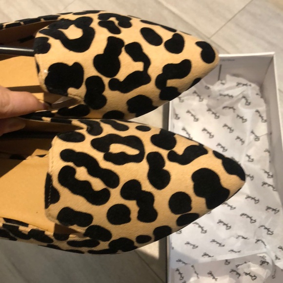 Cheetah flats from Forever 21 - Picture 5 of 5